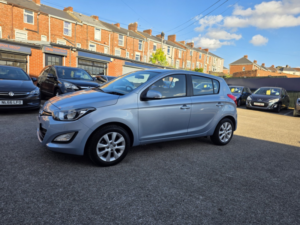 2014 Hyundai I20 1.2 Active in Blue — image 4