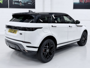 2020 Land Rover Range Rover Evoque 2.0 P200 Mhev R-Dynamic Se in White — image 6