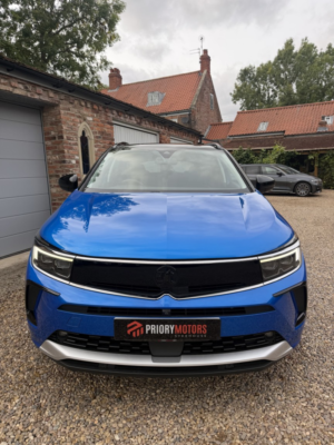 2023 Vauxhall Grandland 1.5 New Grandland Ultimate 1.5d 130ps 8 Speed Auto in Blue — image 5