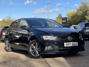 2019 Volkswagen Polo 1.0 Tsi R-Line in Black — image 2