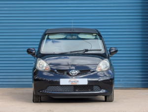 2007 Toyota Aygo Hatchback in Black — image 2