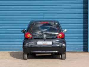 2007 Toyota Aygo Hatchback in Black — image 6