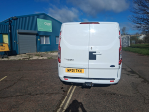 2021 Ford Transit Custom 2.0 300 Ecoblue Limited Panel Van 5dr Diesel Manual L2 H1 Euro 6 (s/s) (130 Ps) in White — image 4