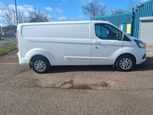 2021 Ford Transit Custom 2.0 300 Ecoblue Limited Panel Van 5dr Diesel Manual L2 H1 Euro 6 (s/s) (130 Ps) in White — image 6