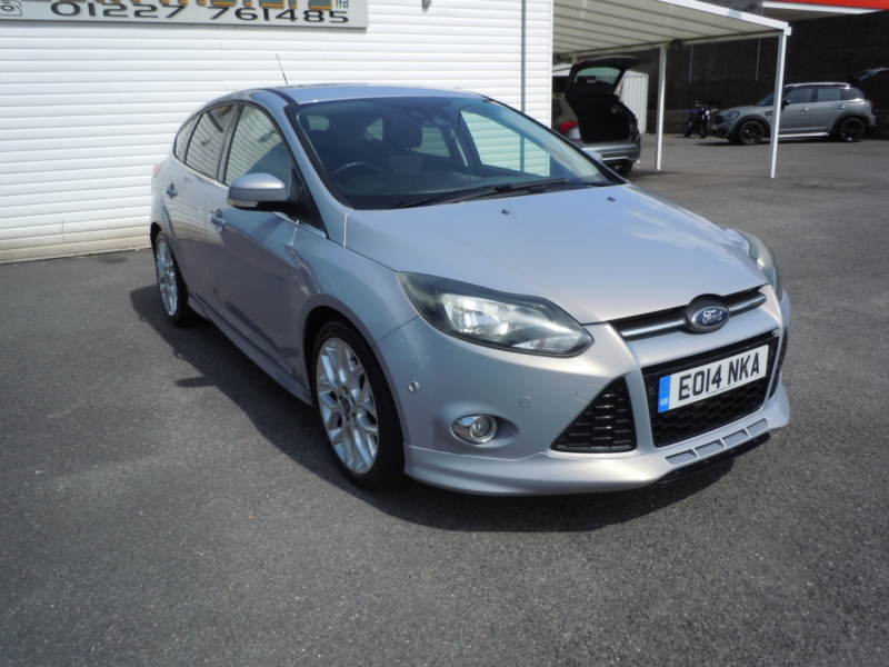 2014 Ford Focus 1.6 T Ecoboost Zetec S in Silver — image 1
