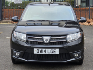 2014 Dacia Sandero 1.2 Laureate Euro 5 5dr in Black — image 2