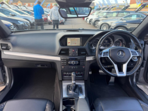 2013 Mercedes-Benz E Class 2.1 E220 Cdi Blueefficiency Sport Cabriolet G-Tronic+ Euro 5 (s/s) 2dr in Silver — image 2
