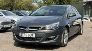 2015 Vauxhall Astra 1.4i Sri Euro 6 5dr in Grey — image 3