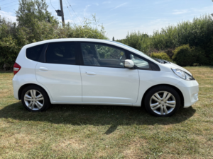 2014 Honda Jazz 1.4 I-Vtec Ex in White — image 5