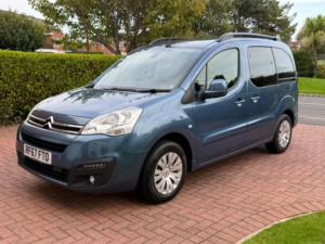 2018 Citroen Berlingo 1.6 Bluehdi Flair Multispace MPV Etg6 Euro 6 (s/s) 5dr in Blue — image 4