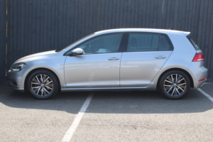 2018 Volkswagen Golf 1.5 Tsi Evo Se Nav in Silver — image 5