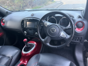 2015 Nissan Juke 1.2 Dig-T Tekna in Black — image 6