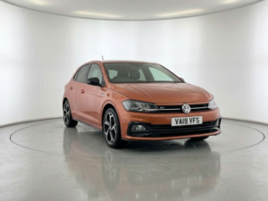 2019 Volkswagen Polo 1.0 Polo R-Line Tsi 5dr in Orange — image 3
