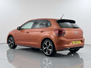 2019 Volkswagen Polo 1.0 Polo R-Line Tsi 5dr in Orange — image 5