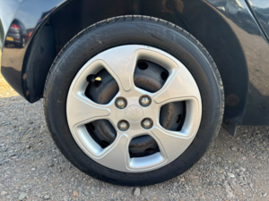 2013 Kia Picanto 1.0 1 in Black — image 5