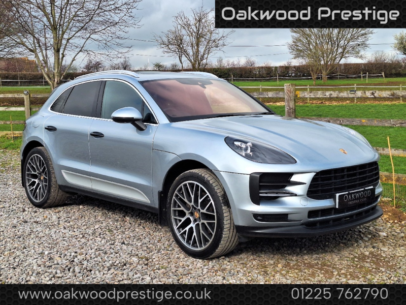 2019 Porsche Macan 2.0 T in Silver — image 1