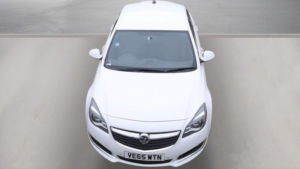 2015 Vauxhall Insignia 1.4i Turbo Limited Edition Euro 6 (s/s) 5dr in White — image 2