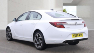 2015 Vauxhall Insignia 1.4i Turbo Limited Edition Euro 6 (s/s) 5dr in White — image 4