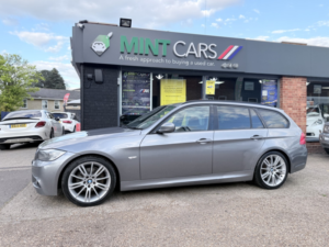 2010 BMW 3 Series 2.0 320d M Sport Touring Business Edition in Grey — image 5