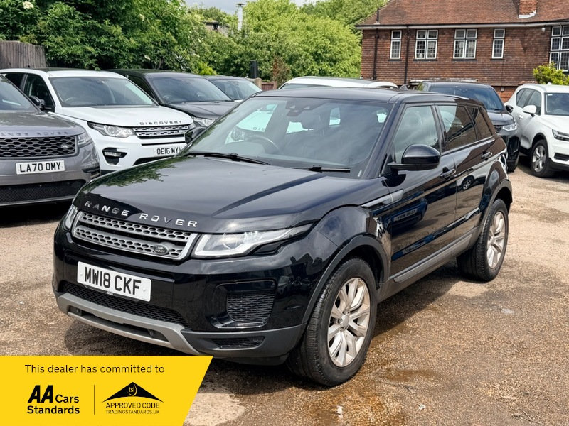 2018 Land Rover Range Rover Evoque Td4 Se in Black — image 1