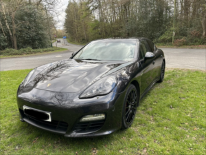 2013 Porsche Panamera 3.0 D V6 Platinum Edition in Black — image 4