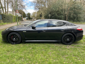 2013 Porsche Panamera 3.0 D V6 Platinum Edition in Black — image 5