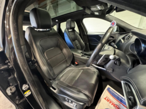 2019 Jaguar F-Pace 2.0 D180 R-Sport Auto AWD Euro 6 (s/s) 5dr in Black — image 3
