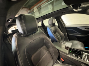 2019 Jaguar F-Pace 2.0 D180 R-Sport Auto AWD Euro 6 (s/s) 5dr in Black — image 4