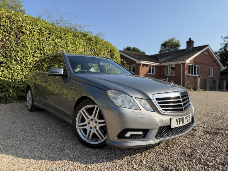 2011 Mercedes-Benz E Class 2.1 E250 Cdi Blueefficiency Sport in Silver — image 1