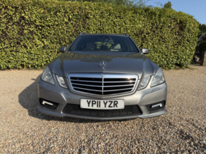 2011 Mercedes-Benz E Class 2.1 E250 Cdi Blueefficiency Sport in Silver — image 3