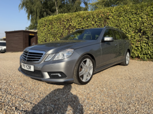 2011 Mercedes-Benz E Class 2.1 E250 Cdi Blueefficiency Sport in Silver — image 5