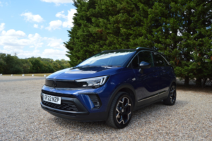 2022 Vauxhall Crossland 1.2 Crossland Ultimate 1.2 130ps 6 Speed Auto in Blue — image 2