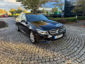 2013 Mercedes-Benz E Class 2.1 E220 Cdi Se G-Tronic+ Euro 5 (s/s) 4dr in Black — image 6