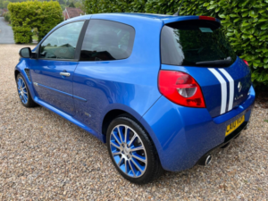 2010 Renault Clio 2.0 Gordini in Blue — image 4