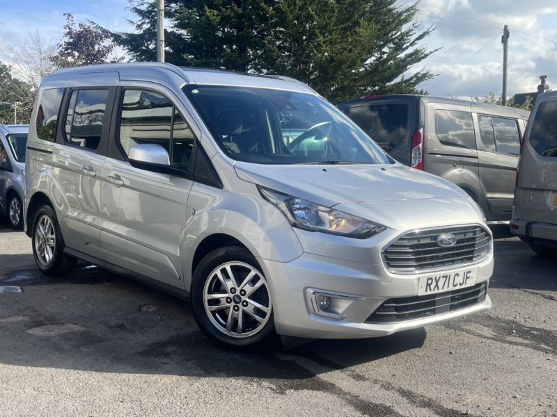 2021 Ford Tourneo Connect 1.5 Tourneo Connect Titanium Tourneo 1.5l Ecoblue 120ps Fwd 8 Speed Automatic in Silver — image 1