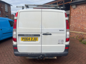 2014 Mercedes-Benz Vito 2.1 113 Cdi Blueefficiency L1 5dr in White — image 6