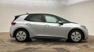2021 Volkswagen Id.3 Pro Performance 58kwh Max Hatchback 5dr Electric Auto (204 Ps) in Silver — image 4