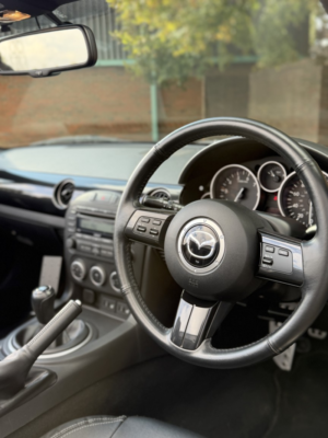 2014 Mazda Mx-5 2.0 I Sport Tech in Silver — image 4