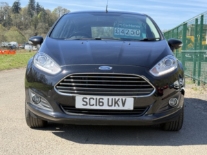 2016 Ford Fiesta 1.0 T Ecoboost Zetec in Black — image 2