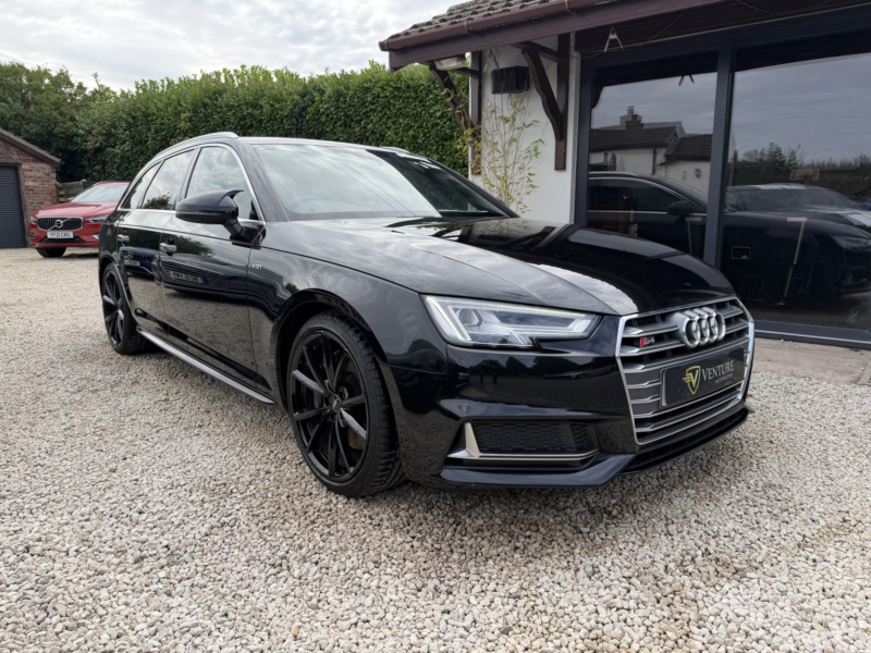 2018 Audi S4 Avant 3.0 Tfsi V6 in Black — image 1