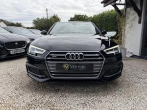 2018 Audi S4 Avant 3.0 Tfsi V6 in Black — image 2