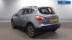 2013 Nissan Qashqai 1.6 360 2WD Euro 5 5dr in Grey — image 3