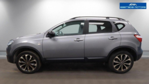 2013 Nissan Qashqai 1.6 360 2WD Euro 5 5dr in Grey — image 6