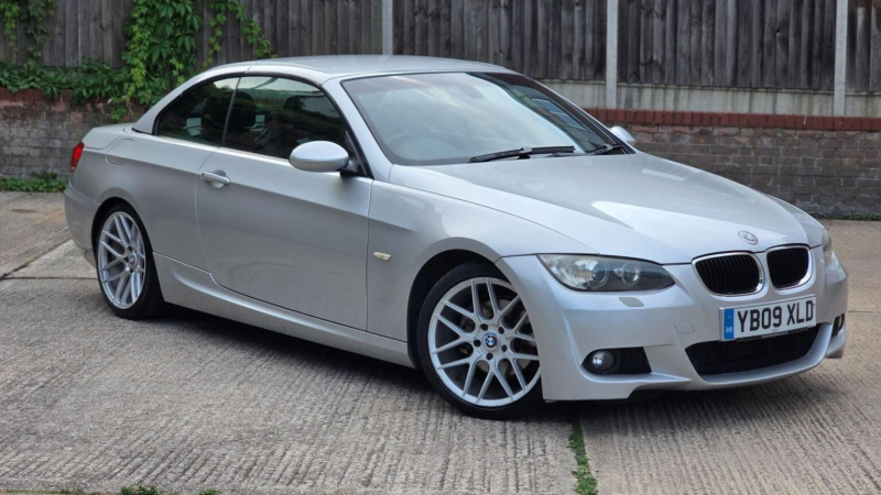 2009 BMW 3 Series 2.0 320d M Sport Highline Steptronic Euro 5 2dr in Silver — image 1