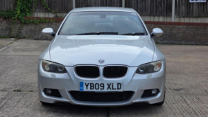 2009 BMW 3 Series 2.0 320d M Sport Highline Steptronic Euro 5 2dr in Silver — image 3