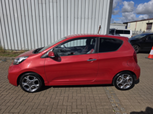 2016 Kia Picanto 1.3 Ecodynamics Chilli in Red — image 6