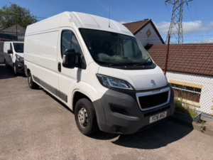 2016 Peugeot Boxer 2.2 Hdi 335 Professional Panel Van 4dr Diesel Manual L3 H2 130 Bhp in White — image 2
