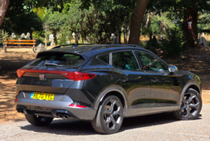2020 Cupra Formentor 2.0 Formentor Vz2 Tsi 4drive Semi-Auto 4WD 5dr in Black — image 6