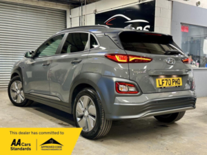 2020 Hyundai Kona 64kwh Premium Se Auto 5dr (7kw Charger) in Grey — image 3