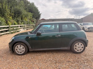 2012 MINI Hatch 1.6 One D Euro 5 (s/s) 3dr in Green — image 6